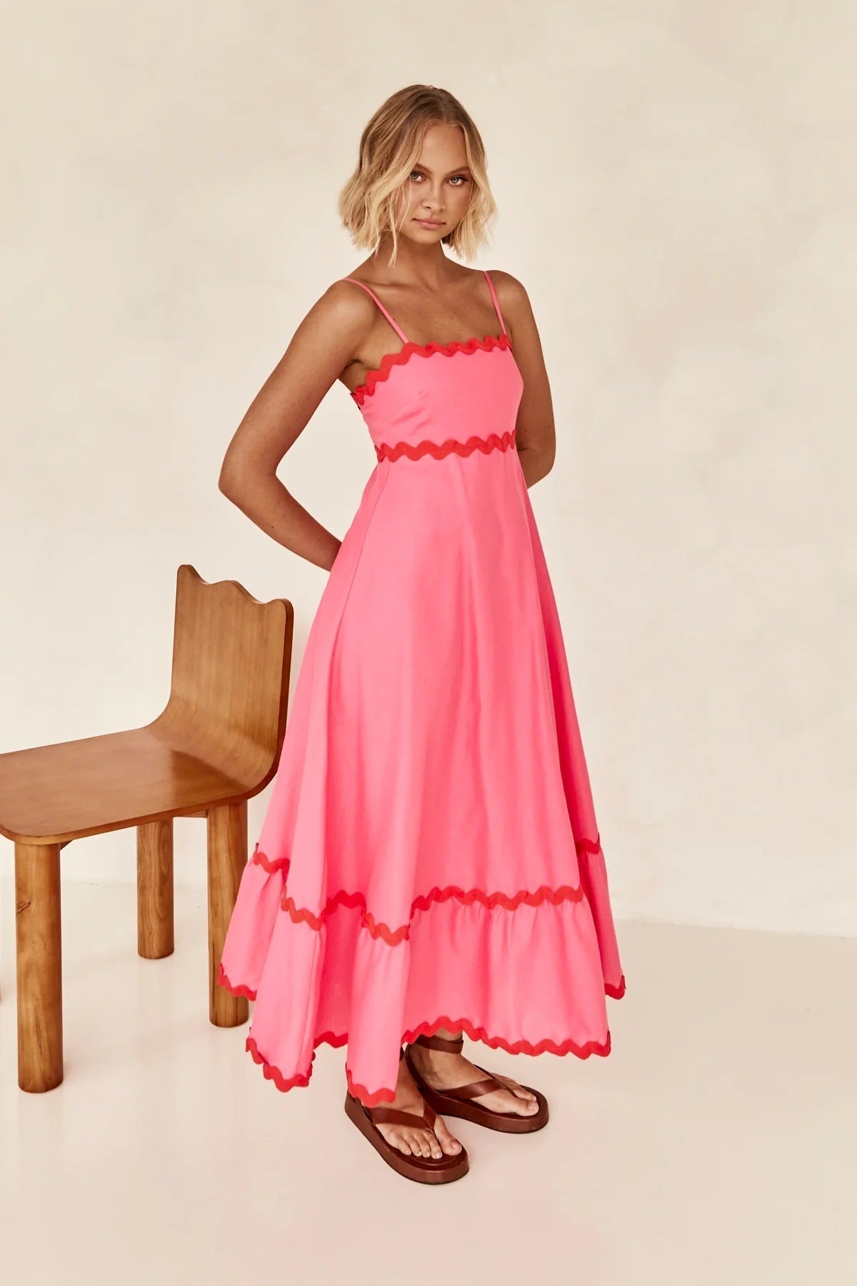 Chiffon Scoop Neck Bishop Sleeve Maxi Dress - View 10