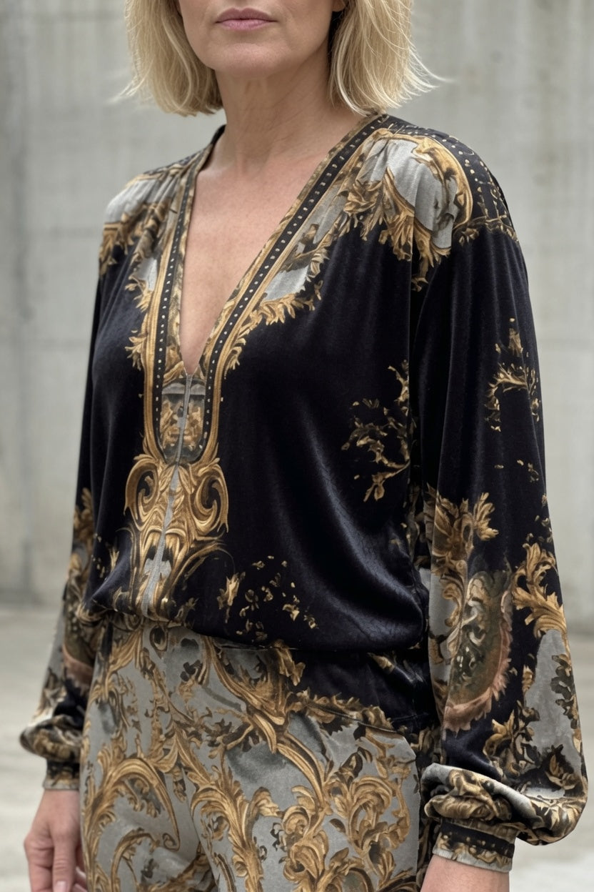 Baroque Print Deep V-Neck Top and Wide Leg Pants Two Piece Set 3