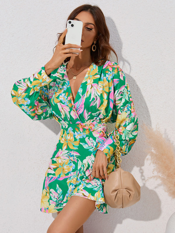 V-Neck And Flare Fit Wrap Flowered