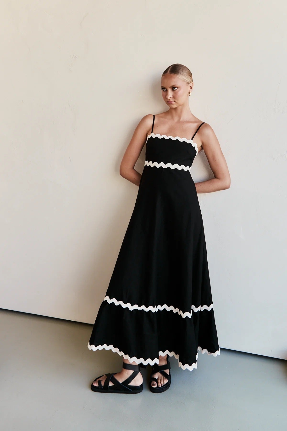 Sequin Strapless Sweetheart Bodycon Maxi Gown - View 7