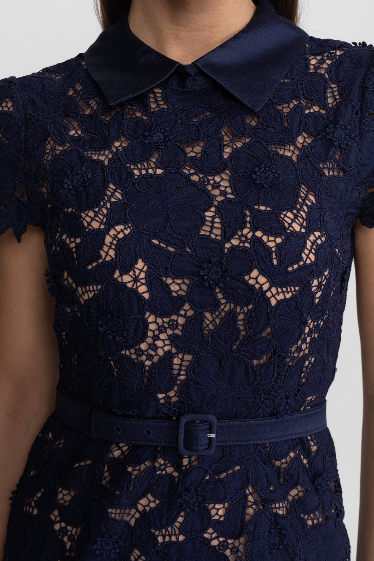 Lace Midi Dress with Belted Waist and Collared Neckline – Navy - View 7