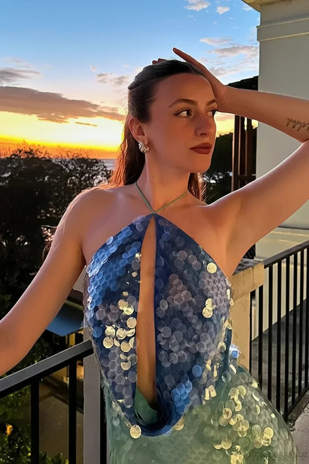 Sequin Halter Neck Cut Out Backless Bodycon Mini Dress in Blue - View 3