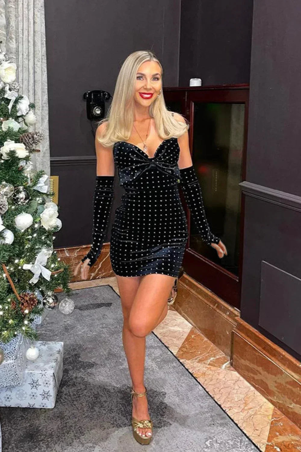 Velvet Rhinestone Sweetheart Bow Bodycon Mini Dress