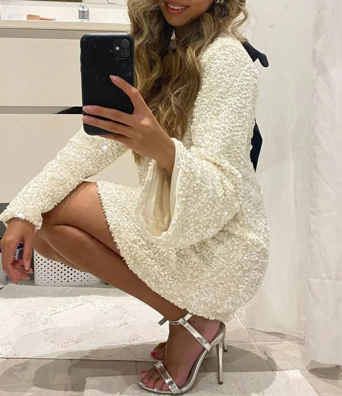 Sequin Crew Neck Bell Sleeve Shift Mini Dress - View 3
