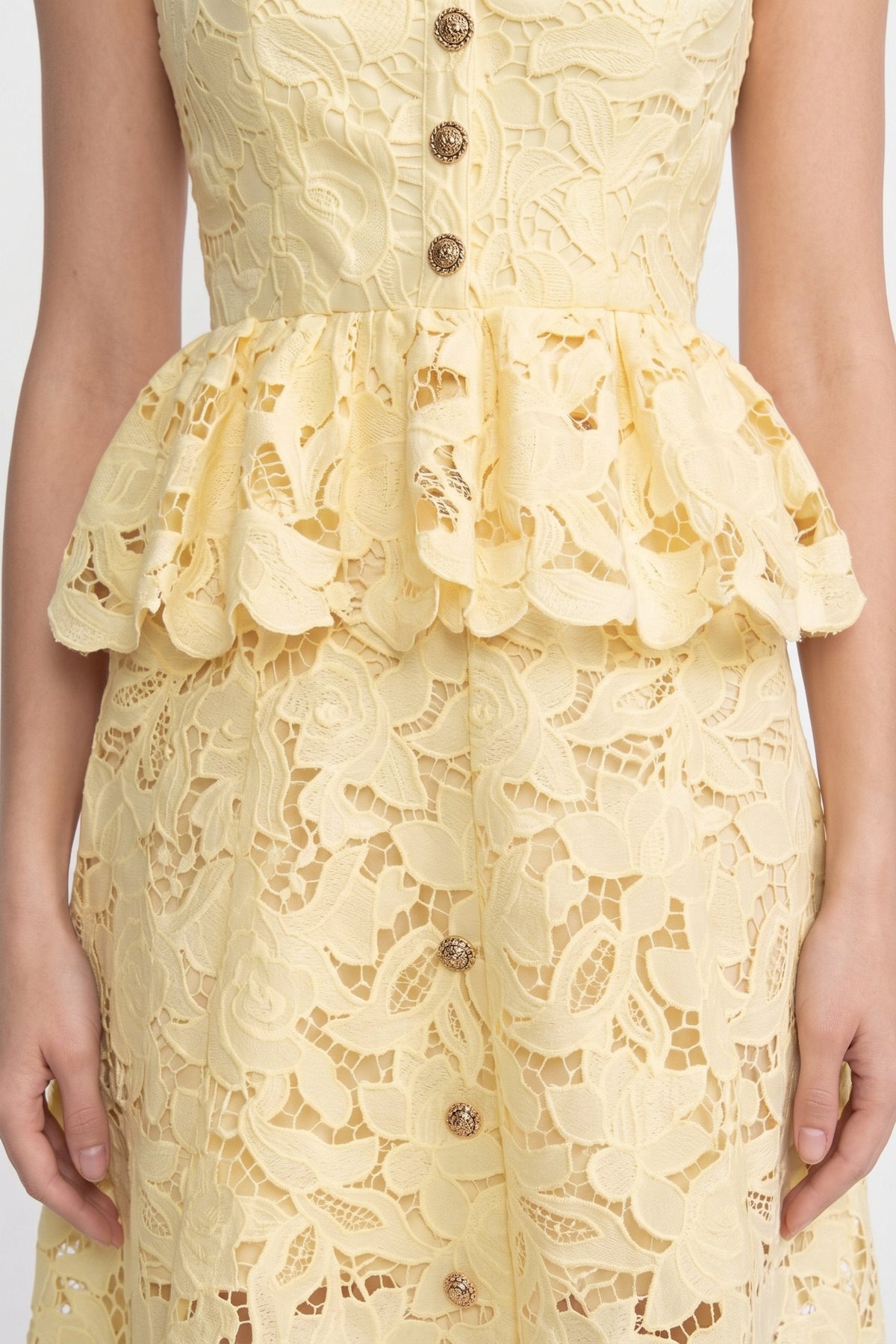 Sleeveless Lace Peplum Dress - Yellow - View 9