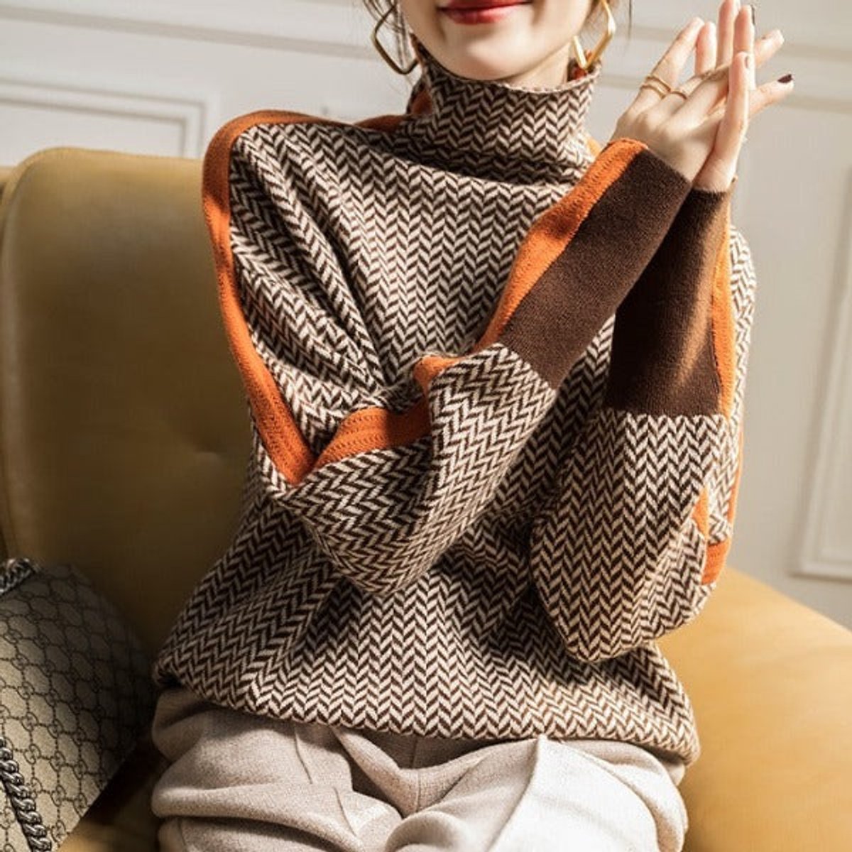 Herringbone Contrast Trim Turtleneck Sweater with Scarf 3