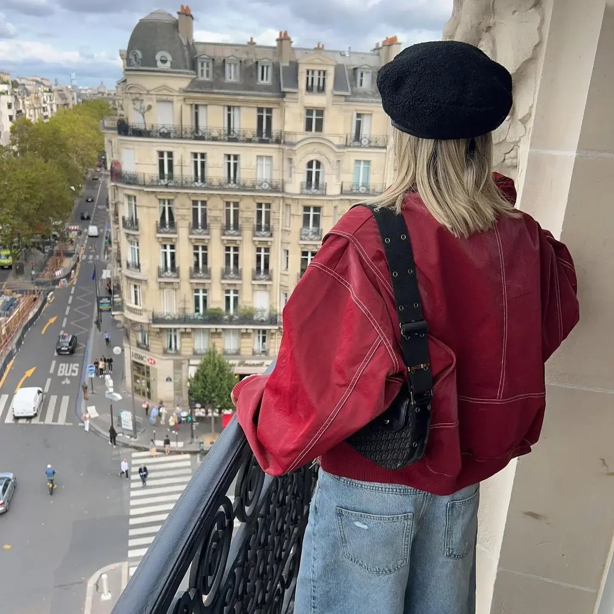 Oversized Contrast Stitch Zip Front Bomber Jacket 9