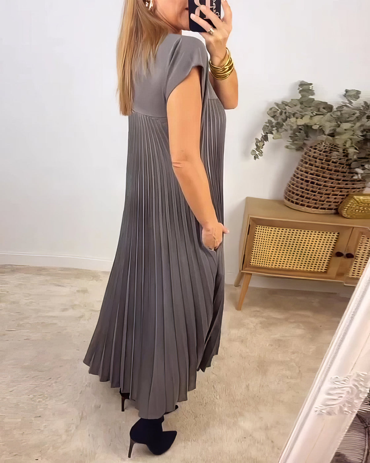 Pleated Round Neck Cap Sleeve Pocket Maxi Dress 11